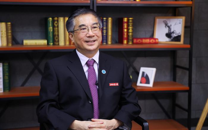 校長王焰新：高校肩負(fù)“雙碳”人才培養(yǎng)重任-中國地質(zhì)大學(xué)（武漢）-地大熱能